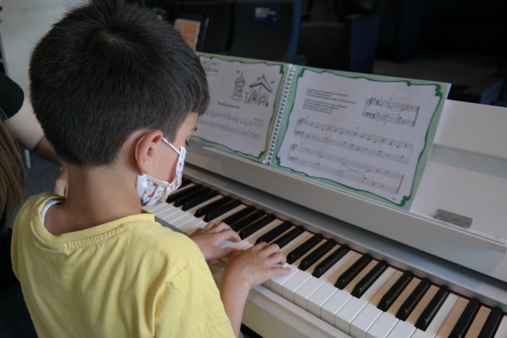 Müziğin minikler üzerindeki katkısı büyük