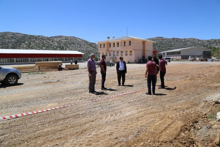Hadim’de kiraz alım merkezi ek bina inşaatı başladı