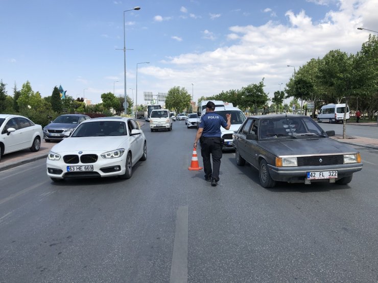 Konya’da polis denetimleri sürüyor
