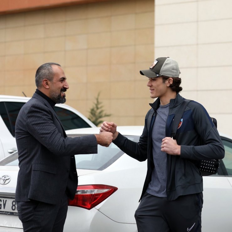 Kayserispor Başkanı Berna Gözbaşı: “Değerini bulmayan hiçbir oyuncumu satmam”