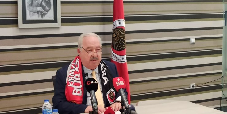 Gençlerbirliği Başkan Adayı Akdaş: "Gençlerbirliği’nin şeffaf olmadığını düşünüyorum"
