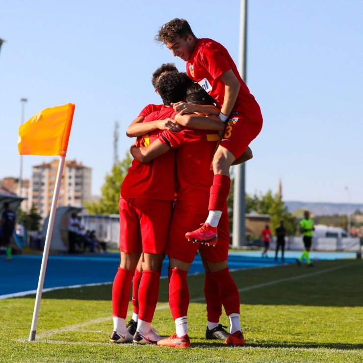 U19 Süper Ligi: Kayserispor-Erzurumspor: 2-1