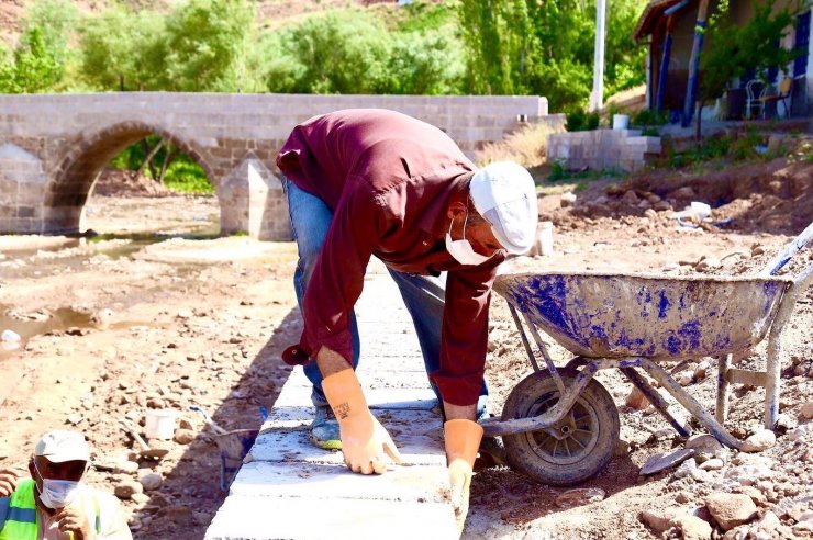 Aksaray’ın tarihi ve kültürel zenginlikleri gün yüzüne çıkıyor
