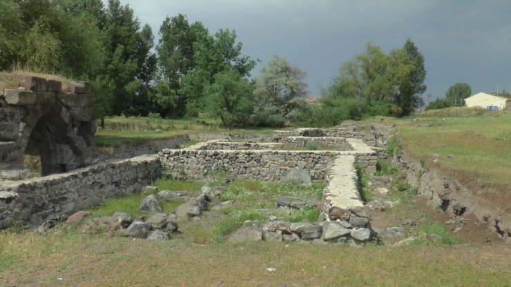 30 bin metrekarelik alanda tarihi Keykubadiye Sarayı’nın kazı çalışmaları yeniden başlıyor