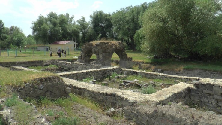 30 bin metrekarelik alanda tarihi Keykubadiye Sarayı’nın kazı çalışmaları yeniden başlıyor