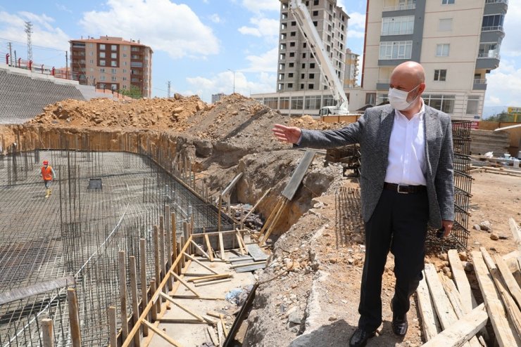 Başkan Çolakbayrakdar: "Kentsel yenilemeyle Erkilet Bulvarı ve Yeşil Mahalle’ye yeni çehre"