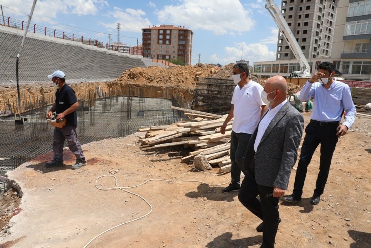 Başkan Çolakbayrakdar: "Kentsel yenilemeyle Erkilet Bulvarı ve Yeşil Mahalle’ye yeni çehre"