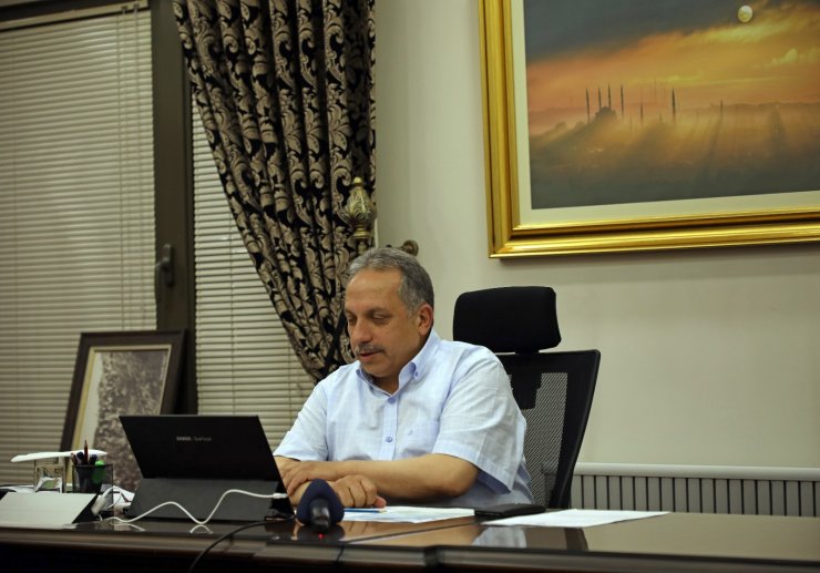 Başkan Yalçın’dan ev oturması tadında sohbet