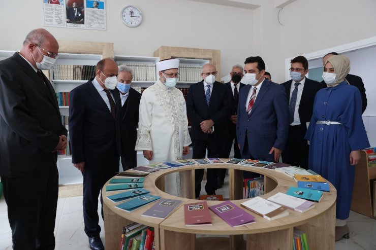 Diyanet İşleri Başkanı Erbaş: “Medeniyetimizin temeli ilme dayanıyor”