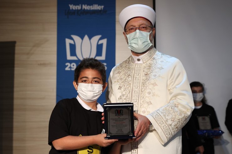 Diyanet İşleri Başkanı Erbaş: “Medeniyetimizin temeli ilme dayanıyor”