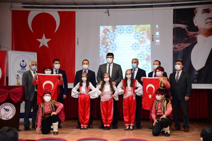 “3 Kuşak Bir Arada İstiklal Marşı”