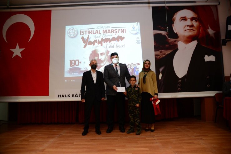 “3 Kuşak Bir Arada İstiklal Marşı”