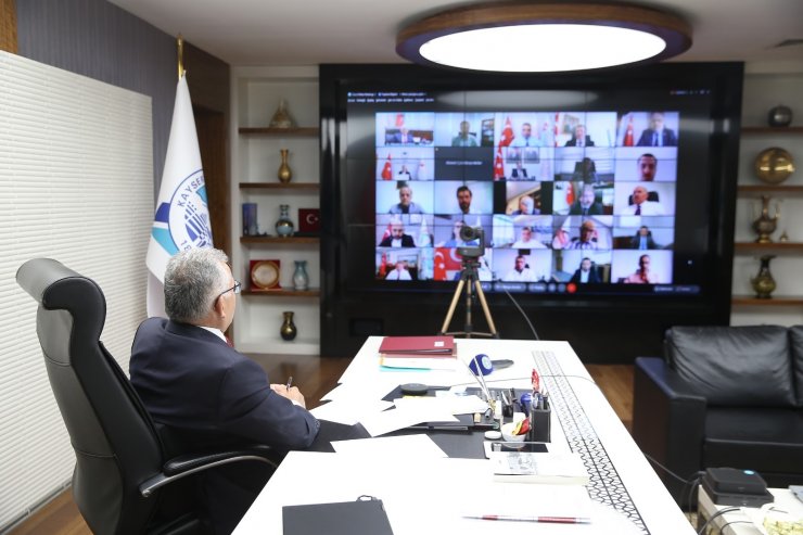 Büyükkılıç, "Olanın bitenin farkındayız"