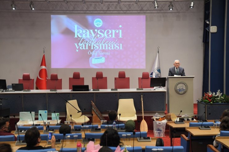 Büyükkılıç, Kayseri Türkileri Yarışması Ödül Törenine Katıldı