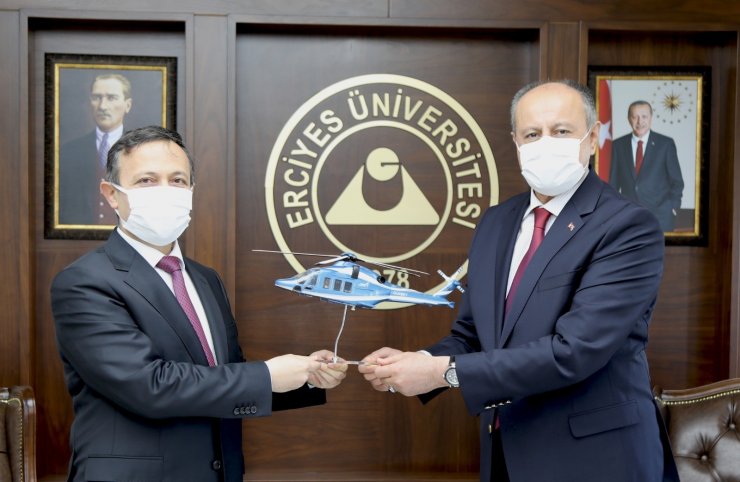 TUSAŞ Yönetim Kurulu Başkanı Prof. Dr. Rafet Bozdoğan, Rektör Prof. Dr. Mustafa Çalış’ı Ziyaret Etti