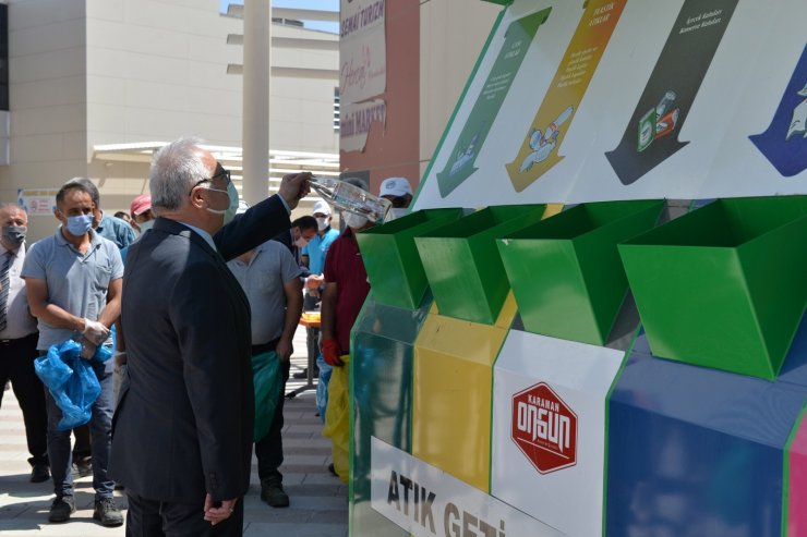 Rektör Namık Ak, sıfır atığın önemine dikkat çekti