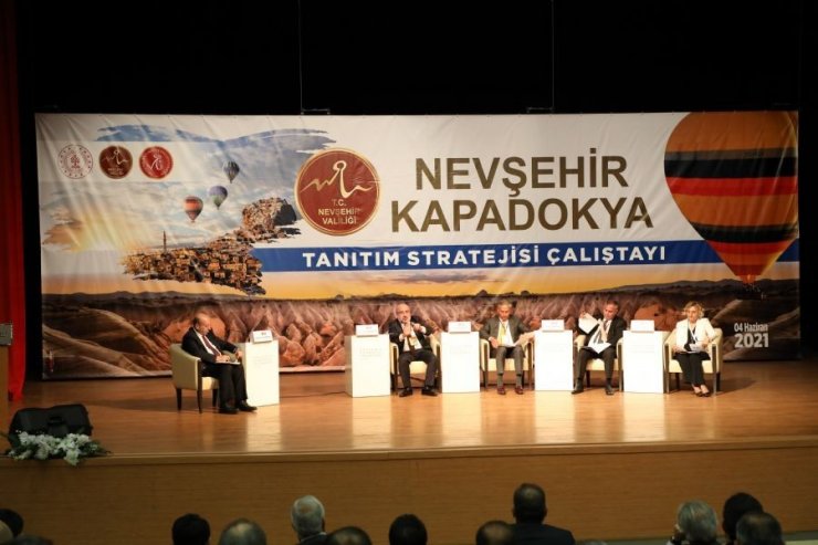 KAYÜ Rektörü, “Nevşehir - Kapadokya Tanıtım Stratejisi Çalıştayı’na” Panelist Olarak Katıldı