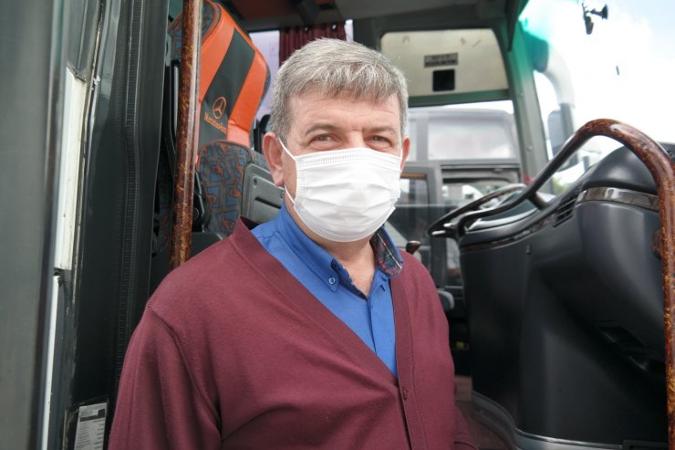 Büyükşehir’in servis esnafını mağdur ettiği iddiası