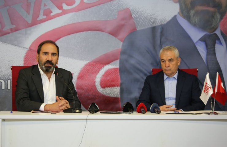 Sivasspor, Rıza Çalımbay’la 1 yıl daha yola devam edecek