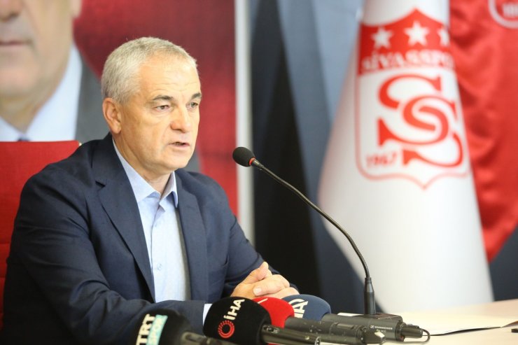 Sivasspor, Rıza Çalımbay’la 1 yıl daha yola devam edecek