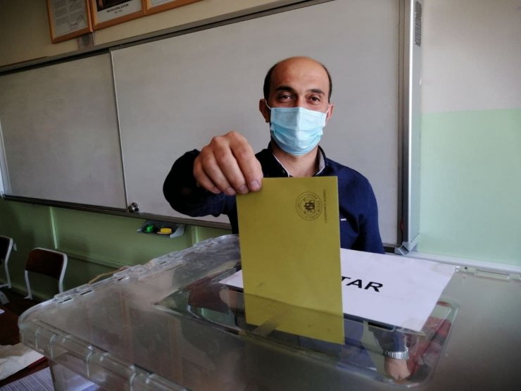 Aksaray’da muhtarları vefat eden 2 mahallede muhtarlık seçimi yapıldı