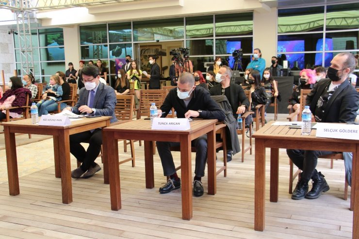 K-Pop hayranlarının heyecanla beklediği ‘2021 K-Pop Festivali’ gerçekleştirildi