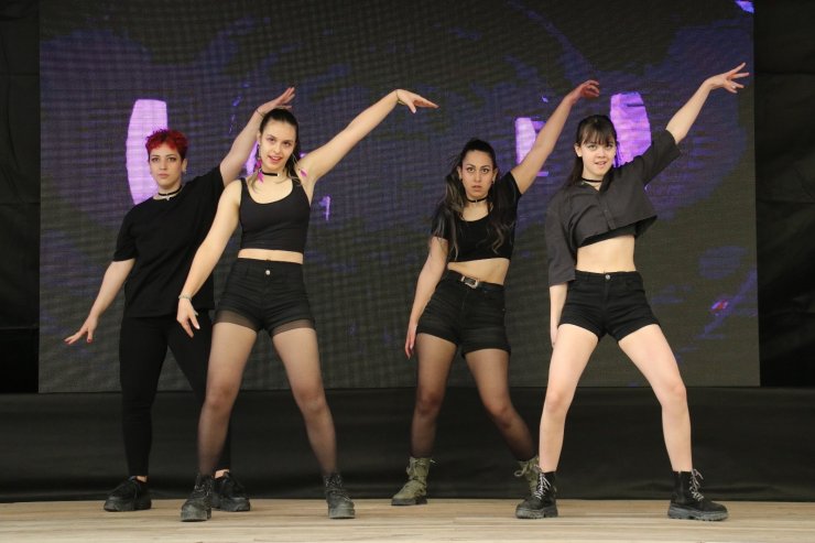 K-Pop hayranlarının heyecanla beklediği ‘2021 K-Pop Festivali’ gerçekleştirildi