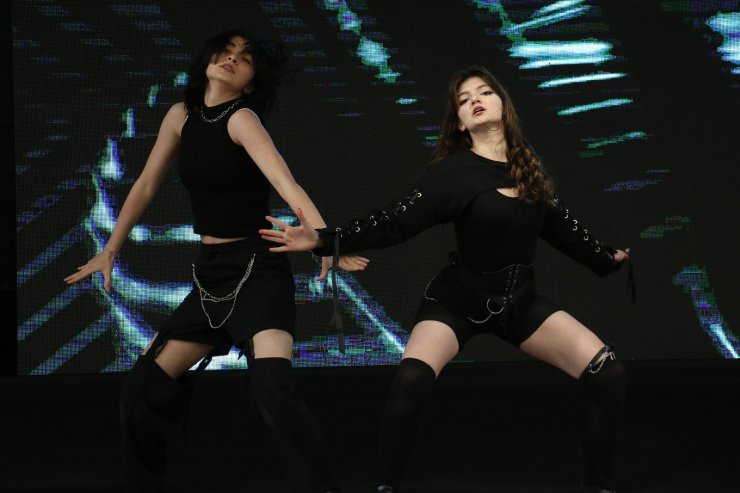 K-Pop hayranlarının heyecanla beklediği ‘2021 K-Pop Festivali’ gerçekleştirildi