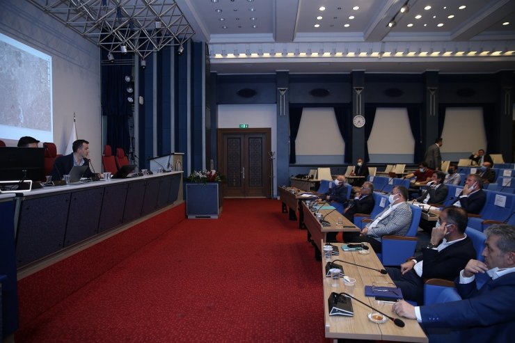 Büyükkılıç, "Konforlu olan ulaşımı daha da konforlu hale getireceğiz"