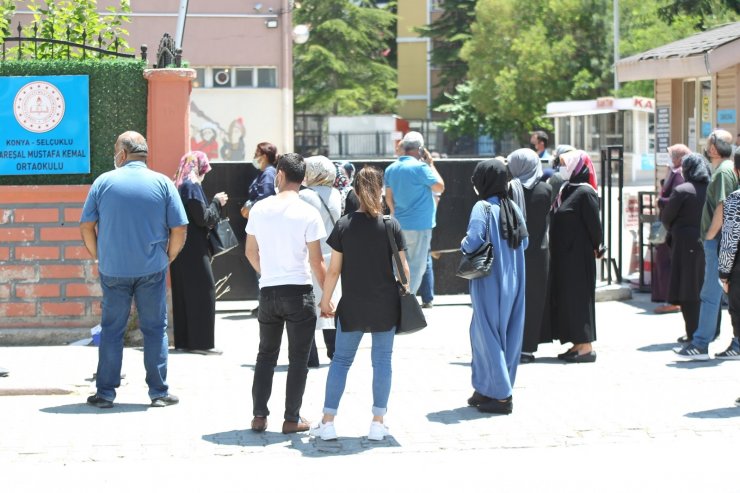 Liselere Geçiş Sistemi (LGS) sınavı sona erdi