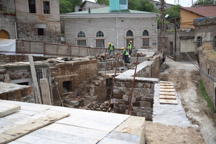 Melikgazi tarihine ve geçmişine sahip çıkıyor