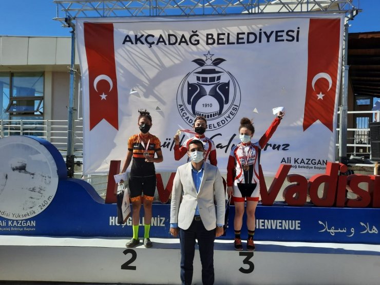 Levent Vadisi Dağ Bisikleti Kupası’nda Eskişehir’den derece