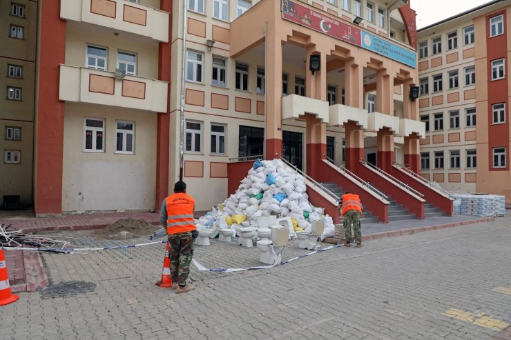 Talas Belediyesi okulları yeniliyor