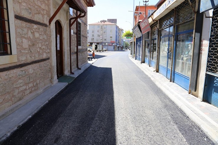Karaman Belediyesi’nin Semerciler Sokağı’nda başlattığı çalışmalar tamamlandı