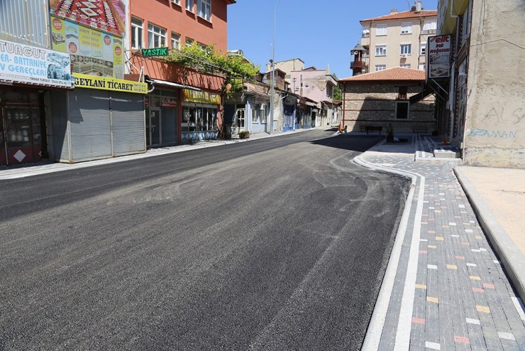 Karaman Belediyesi’nin Semerciler Sokağı’nda başlattığı çalışmalar tamamlandı