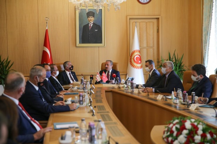 TBMM Başkanı Şentop, KKTC Meclis Başkanı Sennaroğlu ile bir araya geldi