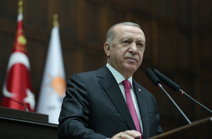 Cumhurbaşkanı Erdoğan: "Milletten umudunu kesenler, gırtlaklarına kadar iç içe girdikleri terör örgütü yetmemiş olacak ki şimdide suç örgütlerine bel bağlamış durumdalar"
