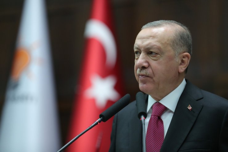 Cumhurbaşkanı Erdoğan: "Milletten umudunu kesenler, gırtlaklarına kadar iç içe girdikleri terör örgütü yetmemiş olacak ki şimdide suç örgütlerine bel bağlamış durumdalar"