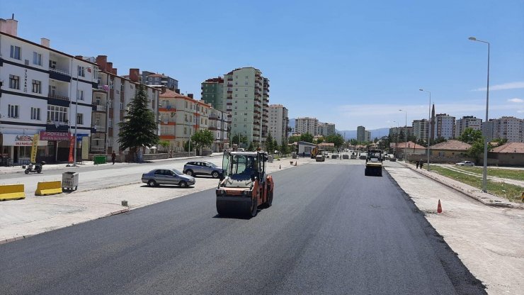 Kocasinan Belediyesi yenileme çalışmalarını her gün bir mahalle devam ettiriyor