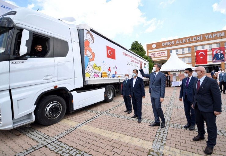 Milli Eğitim Bakanlığından Filistinli çocuklara ‘oyun sandıkları’