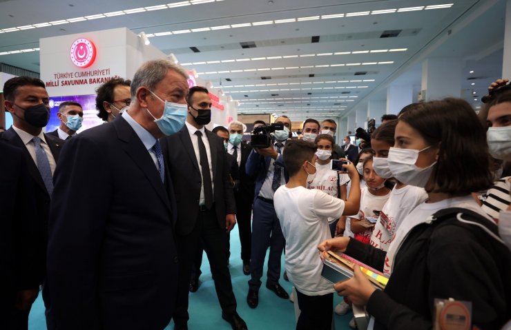 Bakan Akar’dan "Verimlilik ve Teknoloji Fuarı"nda yerli savunma sanayi vurgusu