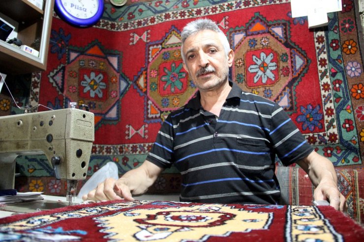 Bin yıllık geleneği kentte tek başına sürdürüyor