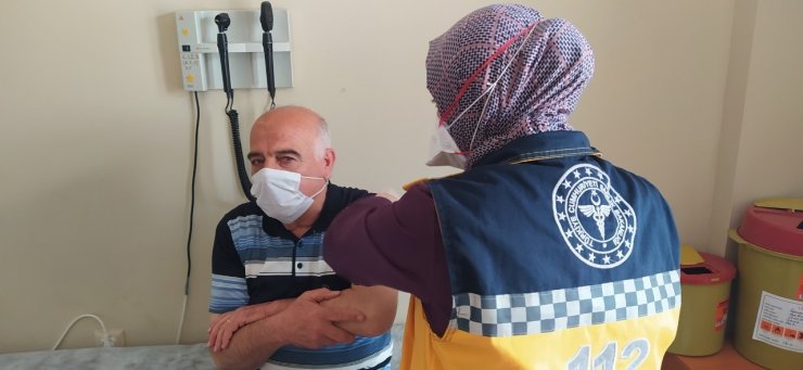 Gemerek Devlet Hastanesinde Biontech Aşıları Uygulanmaya Başlandı