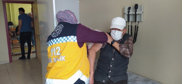 Gemerek Devlet Hastanesinde Biontech Aşıları Uygulanmaya Başlandı