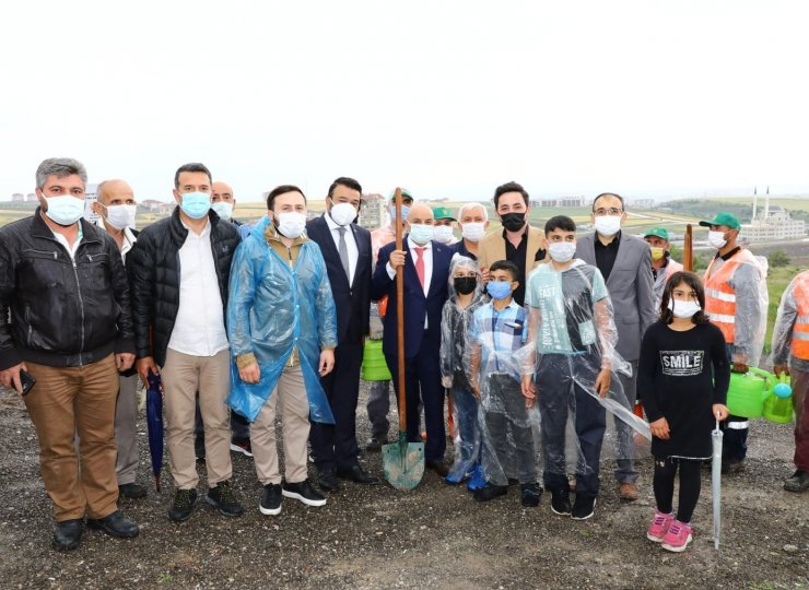 Keçiören’de Recep Tayyip Erdoğan Hatıra Ormanı fidanlarla buluştu