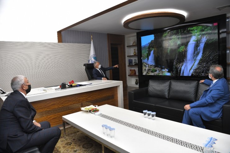 Başkan Büyükkılıç; Sağlık Bilimleri Üniversitesi Rektörü Erdöl’ü ağırladı
