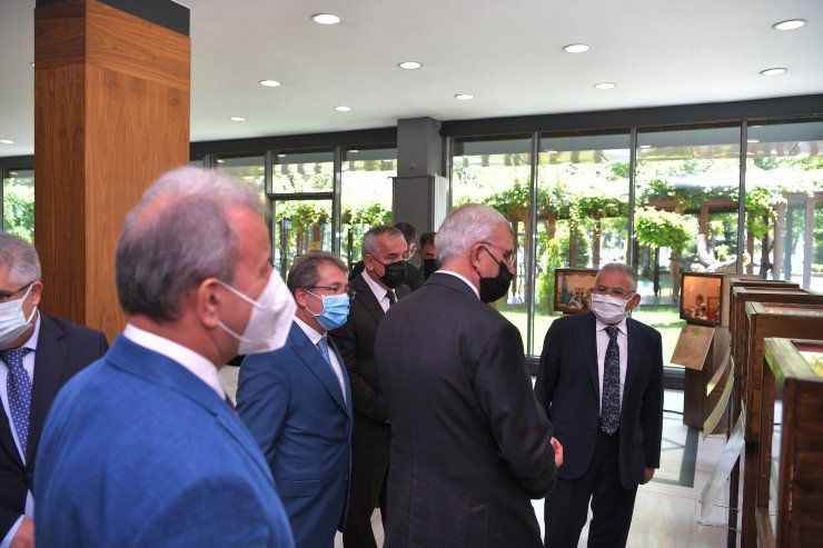 Başkan Büyükkılıç; Sağlık Bilimleri Üniversitesi Rektörü Erdöl’ü ağırladı