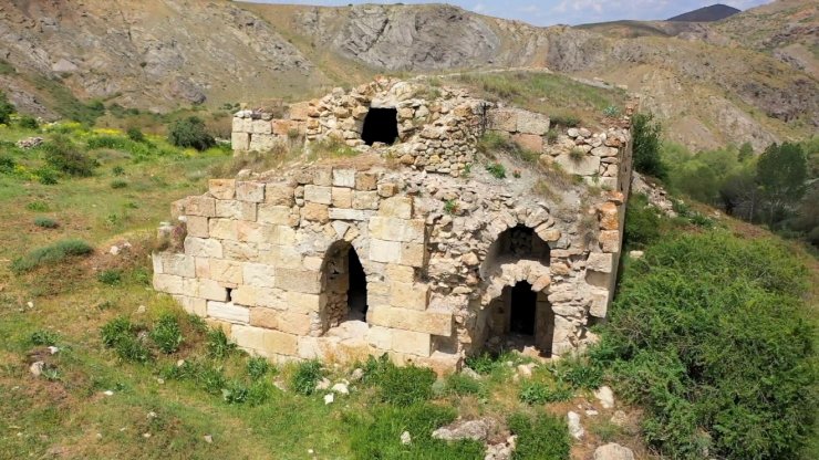 8 asırlık kilise turizme kazandırılmayı bekliyor