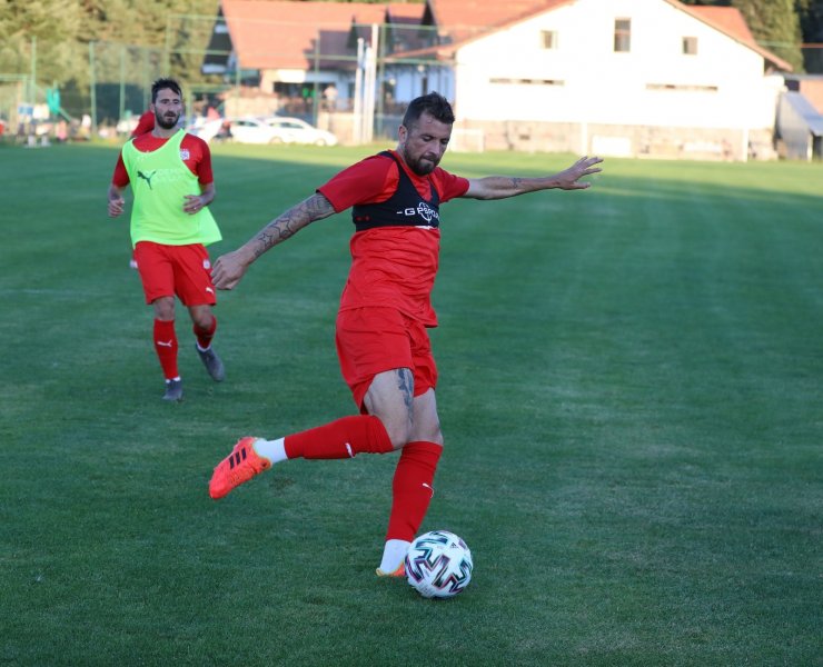 Sivasspor’da Claudemir takımda kalacak!