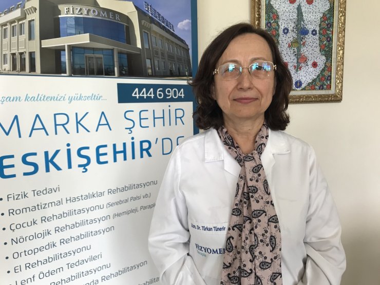 Defalarca operasyon geçirdi, şiddetli ağrılarından rehabilitasyon ile kurtuldu